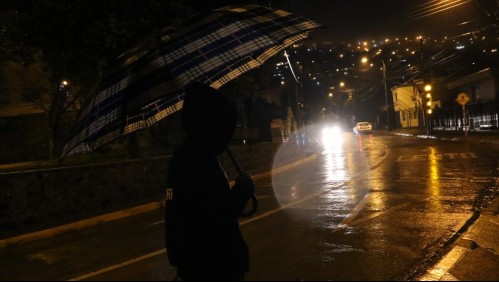 Sistema frontal en la RM: 40 personas damnificadas y 10 viviendas con daño mayor en La Florida