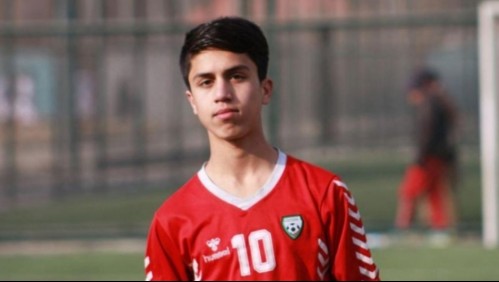 Muere joven futbolista afgano al tratar de huir del país en avión: lo encontraron en el tren de aterrizaje