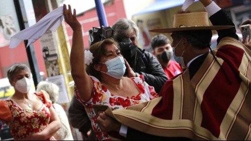 Fiestas Patrias: Daza señala que habrá 'mayores libertades' pero llama al autocuidado para no tener rebrotes