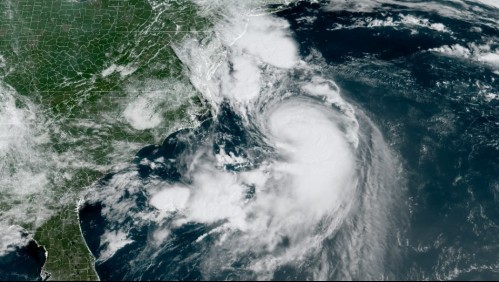 Huracán Henri se acerca al noreste de EEUU: Será el primero en llegar a la zona en 30 años