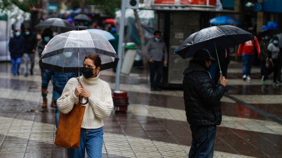 lluvia-en-santiago Nuevo sistema frontal trae chubascos en Santiago este martes: podría haber tormentas en algunos sectores