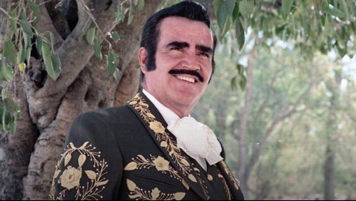 'Quería darle un remedio casero': Fanático burla seguridad del hospital donde atienden a Vicente Fernández