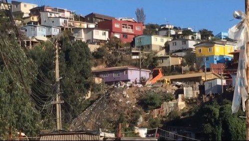 Clausuran dos vertederos ilegales en Valparaíso: porteños denuncian riesgos por posibles incendios