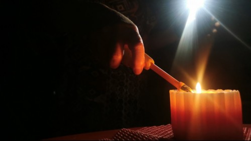 Se registran cortes de luz en diferentes puntos de Santiago