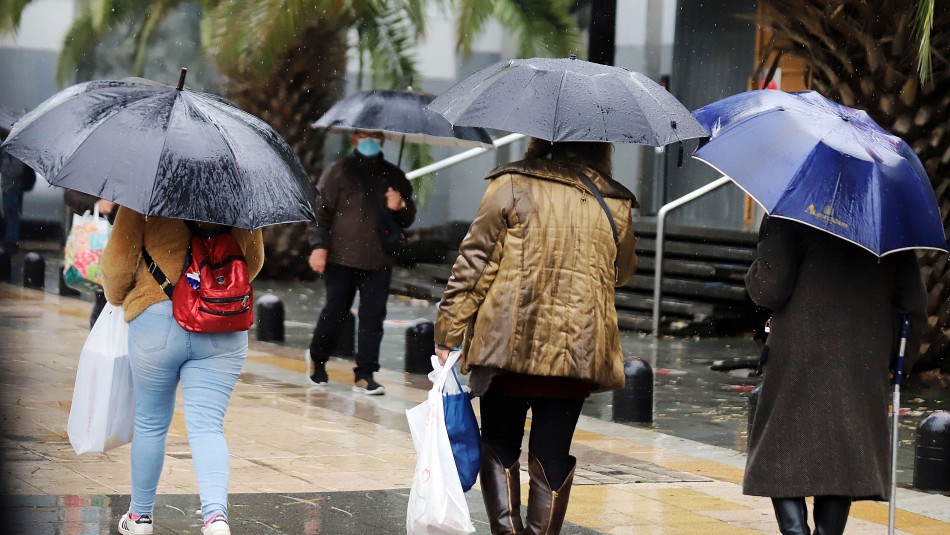 Emiten aviso por posibles tormentas eléctricas y granizos entre regiones de Valparaíso y Aysén Emiten aviso por posibles tormentas eléctricas y granizos entre regiones de Valparaíso y Aysén