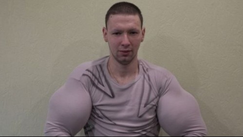 'Este es el final': brazos del 'Popeye ruso' explotan durante un combate de artes marciales mixtas