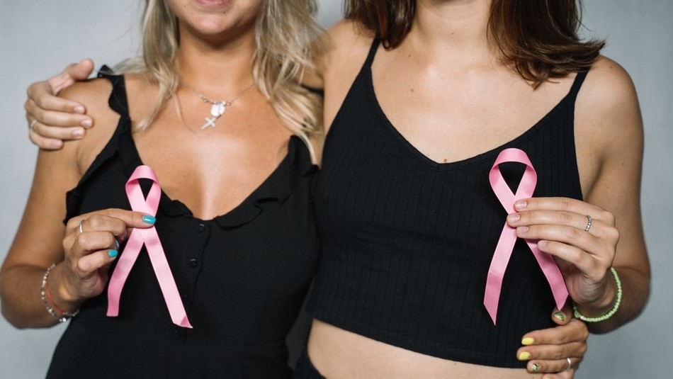 Cómo hacer un autoexamen de cáncer de mama: Descubra la forma correcta en que se realiza Cómo hacer un autoexamen de cáncer de mama: Descubra la forma correcta en que se realiza