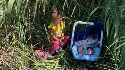 Rescatan a bebé de 3 meses y a su hermanita de dos años en la frontera de Estados Unidos: Los papás dejaron una nota