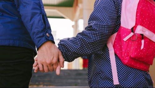 Niña de 7 años muere atropellada cuando salía de la escuela acompañada de su madre