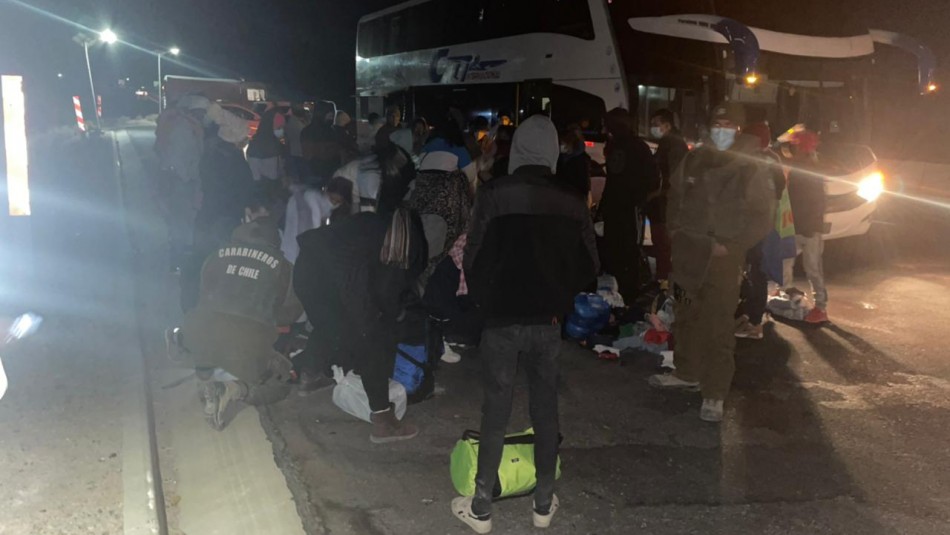 Ingresó a 57 extranjeros a Chile por paso no habilitado: Detuvieron a conductor por tráfico de inmigrantes Ingresó a 57 extranjeros a Chile por paso no habilitado: Detuvieron a conductor por tráfico de inmigrantes