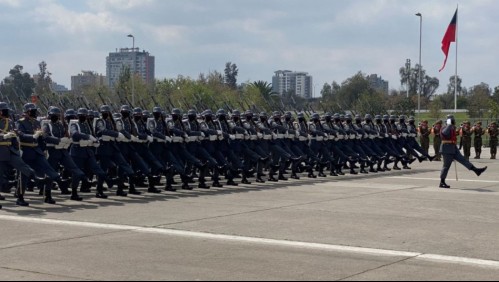 Parada Militar 2021 estuvo marcada por homenaje a personas que han combatido el Covid-19