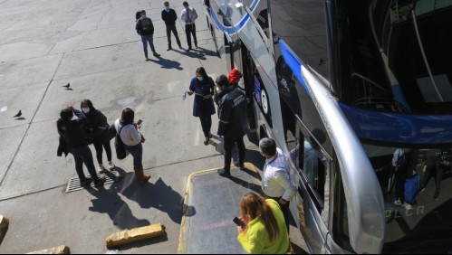 Viajaba pasajero con Covid en recorrido Santiago-Curicó: Seremi requiere ubicar 'urgente' a pasajeros