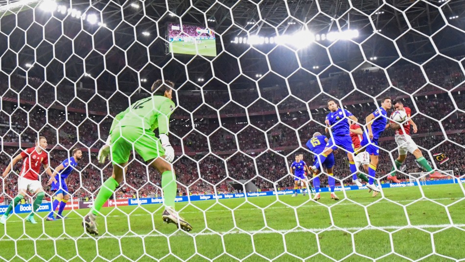Mundial de fútbol cada dos años: FIFA insistirá con su idea ante las confederaciones Mundial de fútbol cada dos años: FIFA insistirá con su idea ante las confederaciones