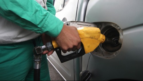 Rechazan realizar rebaja del 50% del impuesto específico a los combustibles