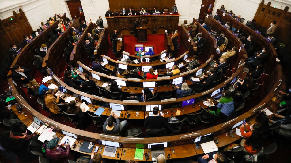 Convención extiende cronograma de votación de las más de mil indicaciones presentadas a la propuesta de reglamento Convención extiende cronograma de votación de las más de mil indicaciones presentadas a la propuesta de reglamento