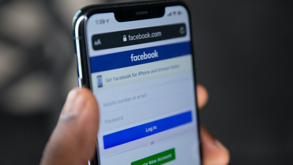 Roba el celular a su exesposa y en Roba el celular a su exesposa y en