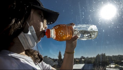 Hasta 36°C de máxima: Meteorología entrega aviso por altas temperaturas en dos regiones del país