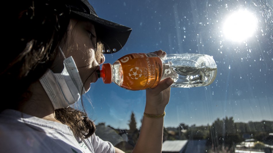 calor Hasta 36°C de máxima: Meteorología entrega aviso por altas temperaturas en dos regiones del país