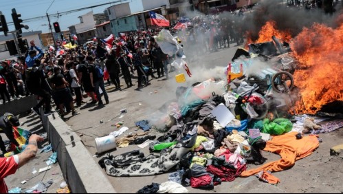 Inician campaña de ayuda para inmigrantes que perdieron sus pertenencias tras manifestaciones en Iquique
