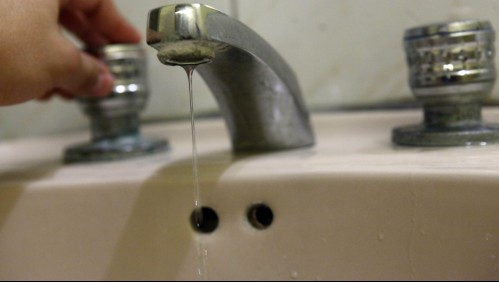 Aguas Andinas anuncia corte de suministro en cinco comunas de la Región Metropolitana