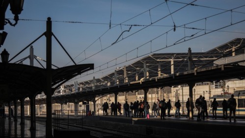 Economía chilena alcanzaría un 9,5% de crecimiento en 2021 y anticipan fuerte caída en el 2022