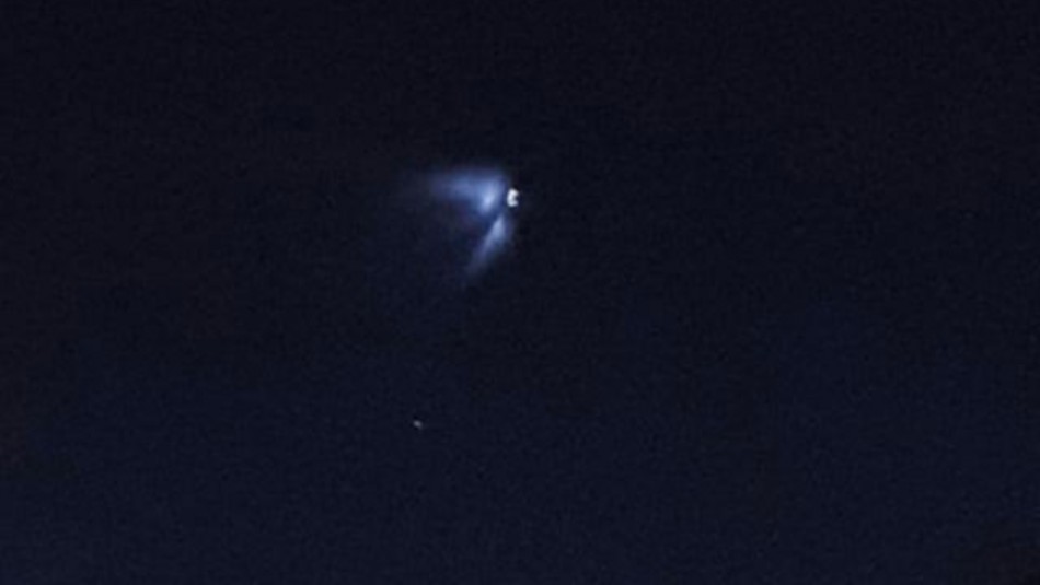 Luces extrañas iluminaron el cielo de Australia: Investigador apuntó a China en su teoría Luces extrañas iluminaron el cielo de Australia: Investigador apuntó a China en su teoría