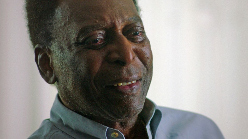 pele Dan de alta a Pelé tras extirparle un tumor y ahora seguirá un tratamiento de quimioterapia