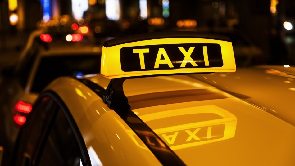 mujer-denuncia-que-fue-abusada-sexualmente-por-un-taxista Mujer denuncia que fue abusada sexualmente por un taxista: al salir del vehículo fue asaltada en plena calle