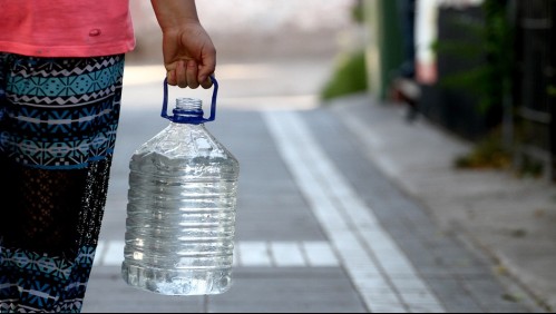 Comienza el corte de agua en cinco comunas de la RM: Revisa los puntos de abastecimiento