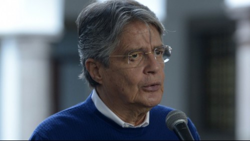 Presidente de Ecuador reconoce que tuvo inversiones en el exterior tras revelación de los Pandora Papers
