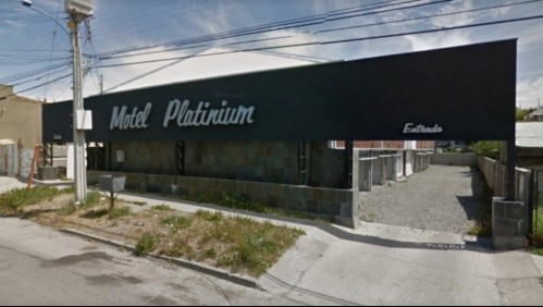 'Te voy a volar la cabeza': Mujer es detenida en un motel por amenazar a trabajadora y golpear a carabineros