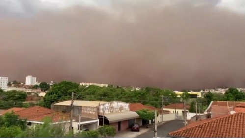 [VIDEO] Impactante tormenta de arena azotó a Sao Paulo