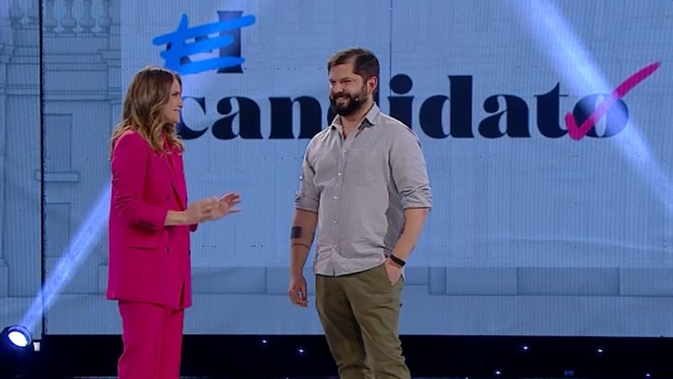 Sigue en vivo el segundo capítulo de El Candidato: Gabriel Boric enfrenta las preguntas de los panelistas Sigue en vivo el segundo capítulo de El Candidato: Gabriel Boric enfrenta las preguntas de los panelistas