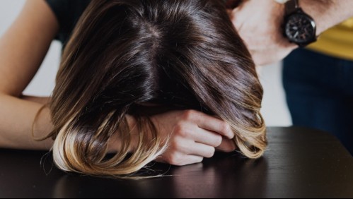 Estuvo secuestrada durante diez días y cuando pudo escapar, se desmayó en mitad de la calle