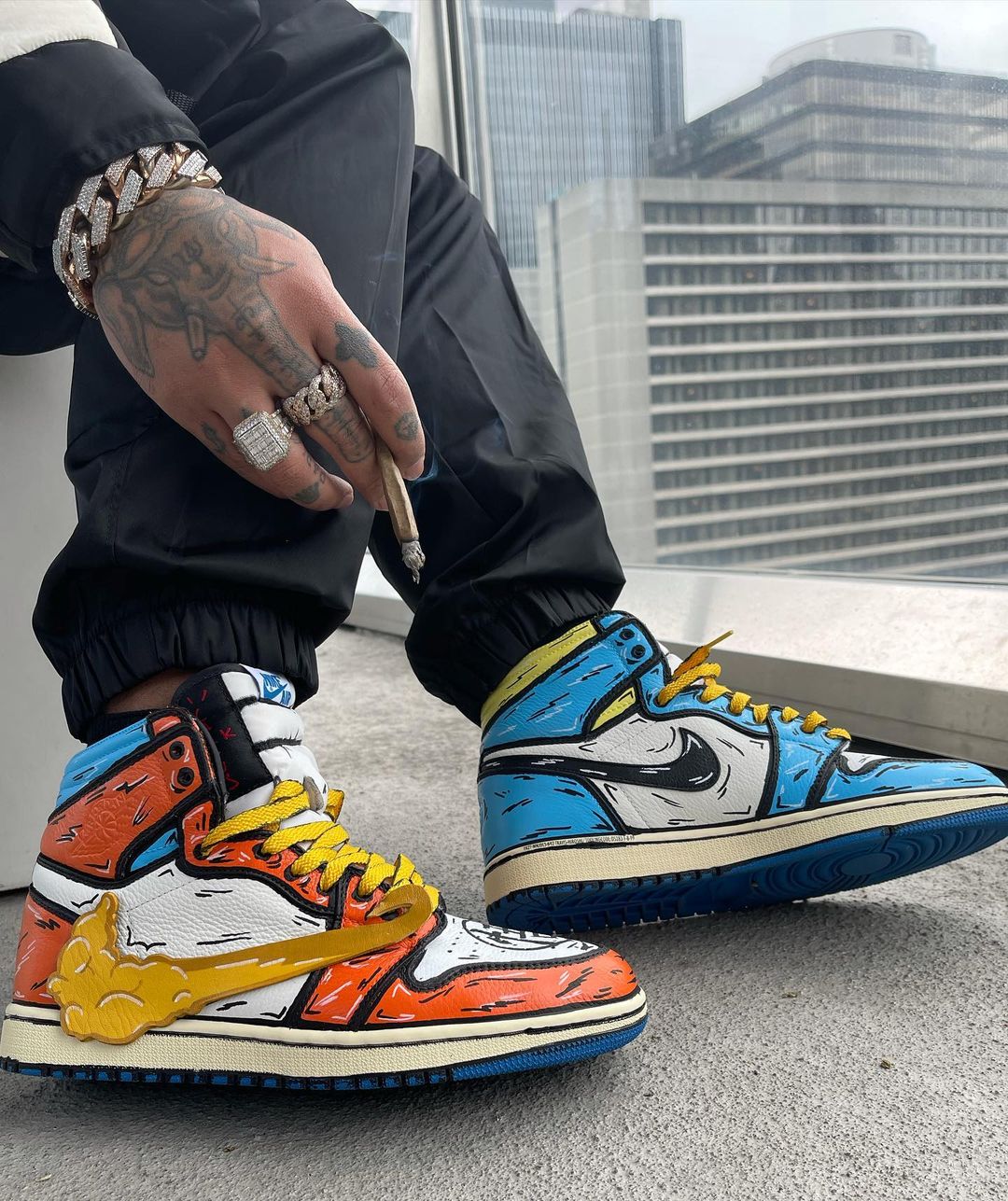 Ambiguo bombilla Lío Anuel AA presume sus nuevas zapatillas en Instagram: Están inspirados en la  serie "Dragon Ball" - Meganoticias