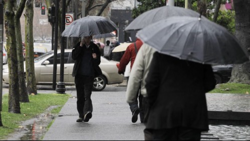 Lluvia en Santiago: Conoce cómo serán las precipitaciones que podrían afectar este jueves a la capital