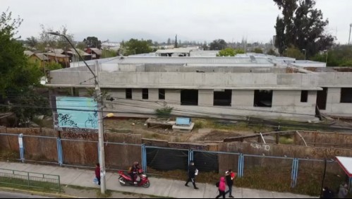 'Da impotencia porque uno se ilusiona': La indignación de pacientes con hospitales a medio construir