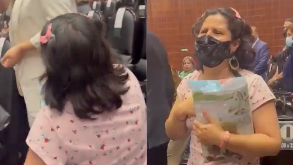 madre-de-nino-con-cancer-se-arrodilla-frente-a-diputada-y-pide-medicamentos Madre de niño con cáncer se arrodilla frente a diputada y pide medicamentos para su hijo