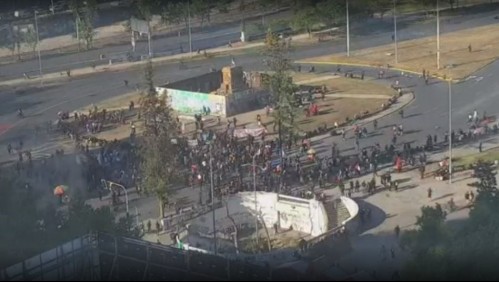 Incidentes en Plaza Italia generan desvíos de tránsito y cierre de accesos a estaciones de Metro