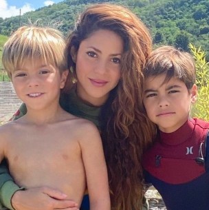 El divertido video de Shakira jugando con sus hijos que enternece a sus fanáticos El divertido video de Shakira jugando con sus hijos que enternece a sus fanáticos