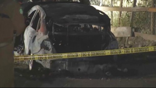 Encuentran cuerpo al interior de la maleta de un auto que previamente se había incendiado