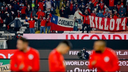 FIFA sanciona a la Federación Chilena por actos discriminatorios de hinchas en partido ante Brasil