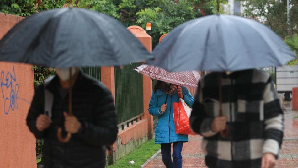 lluvia-en-santiago Lluvia en Santiago: pronostican altas temperaturas y precipitaciones para la otra semana en la capital