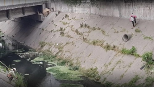 Vecinos escucharon gritos en un canal y al bajar a prestar ayuda se encontraron con una orgía