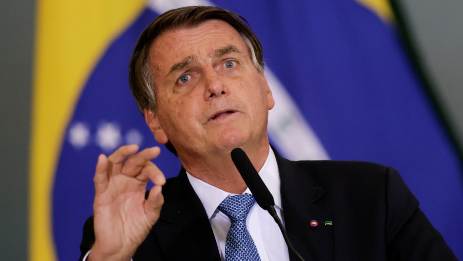 Brasil: Bolsonaro es señalado de misoginia por vetar distribución gratuita de toallas higiénicas femeninas Brasil: Bolsonaro es señalado de misoginia por vetar distribución gratuita de toallas higiénicas femeninas