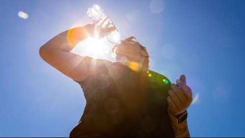 Emiten 'alerta' por altas temperaturas en tres regiones del país incluyendo la Metropolitana