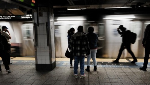 'Alguien debería haber hecho algo': Mujer es violada en un tren en presencia de otros pasajeros
