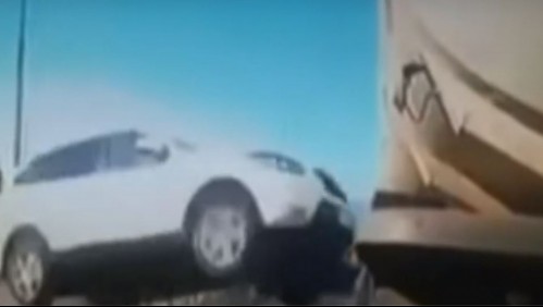 Imagen muestra impactante choque: SUV apareció 'volando' en Autopista Los Libertadores