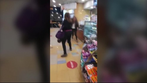 Video registra pelea por no uso de mascarillas al interior de servicentro en Viña del Mar