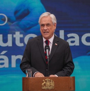 Con alusión a Con alusión a